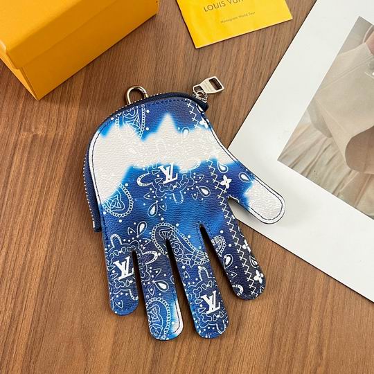LV keyring 03lyh86